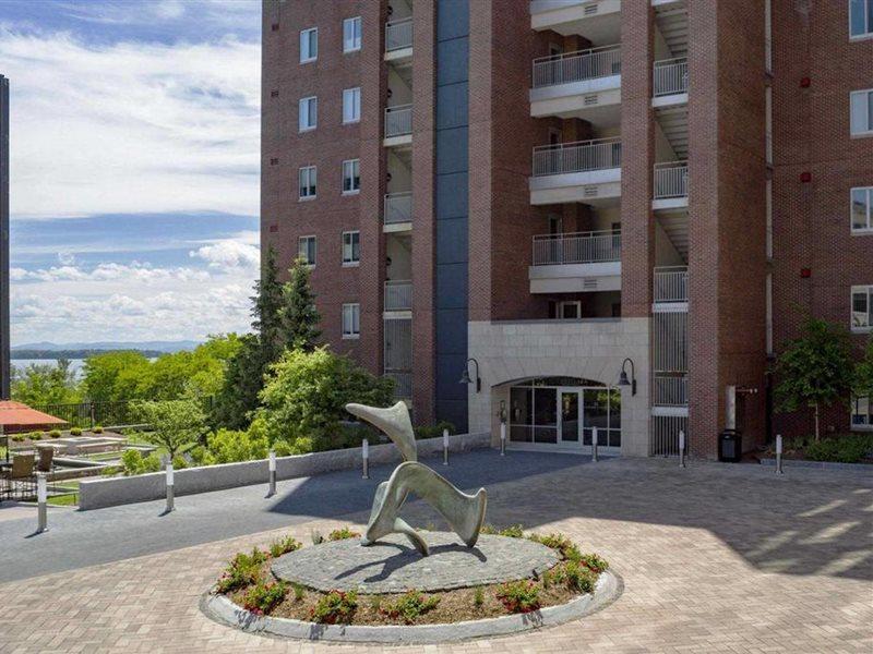 Hotel Courtyard Burlington Harbor Esterno foto