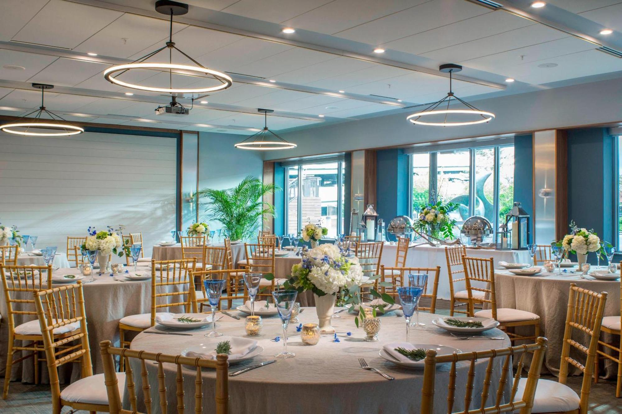 Hotel Courtyard Burlington Harbor Esterno foto