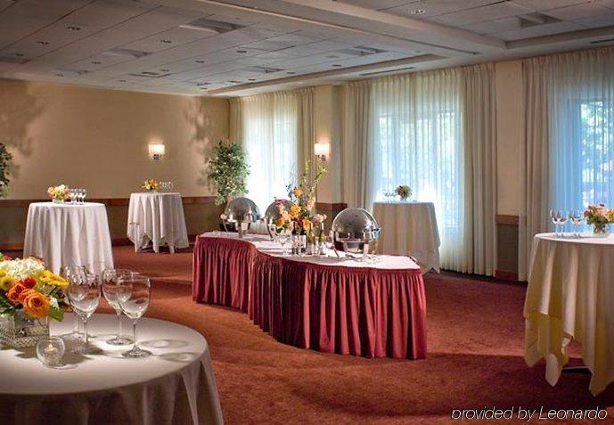 Hotel Courtyard Burlington Harbor Servizi foto