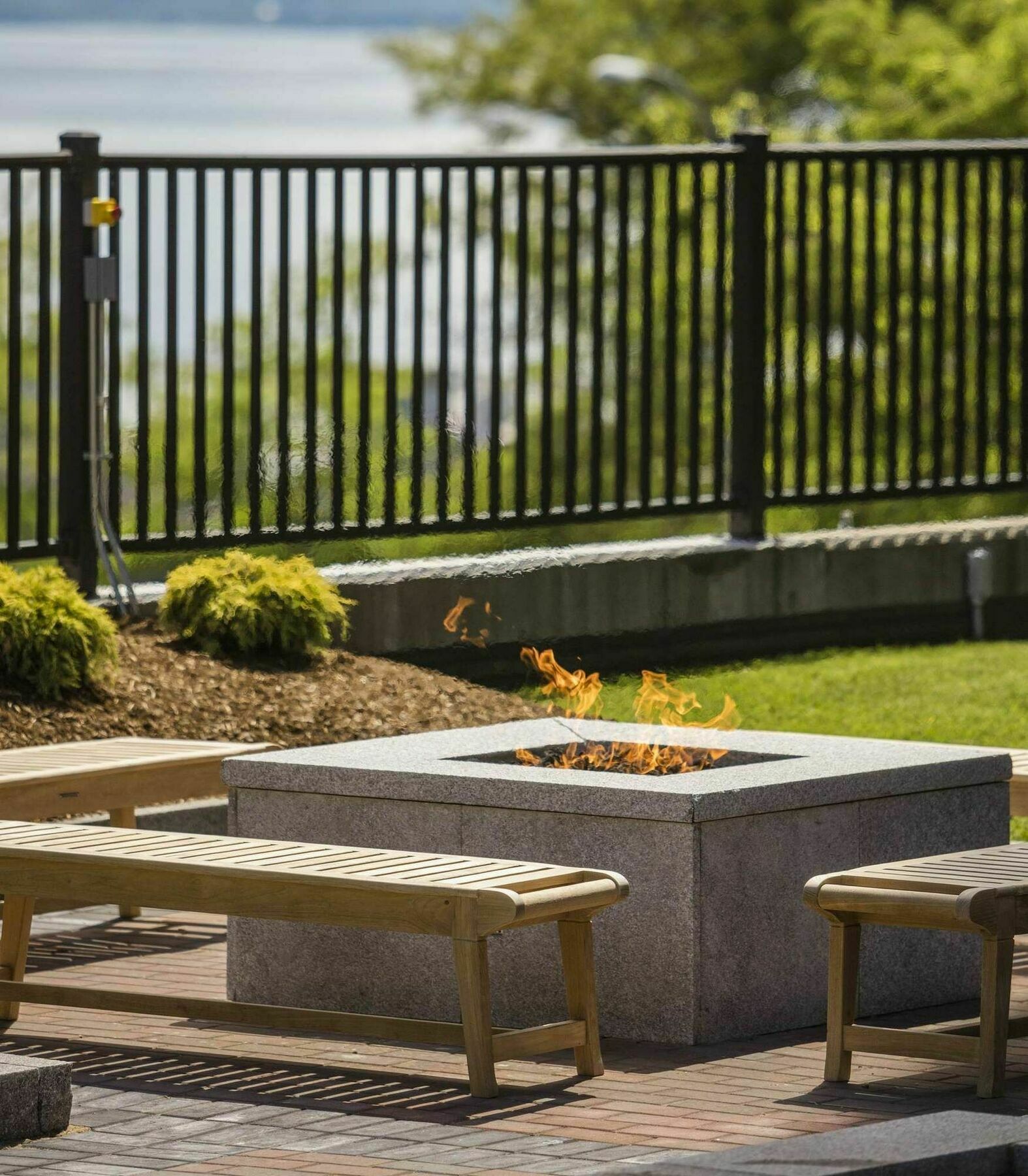 Hotel Courtyard Burlington Harbor Esterno foto